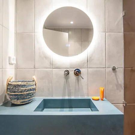 Vagianou Thea Celeste * Vívlos